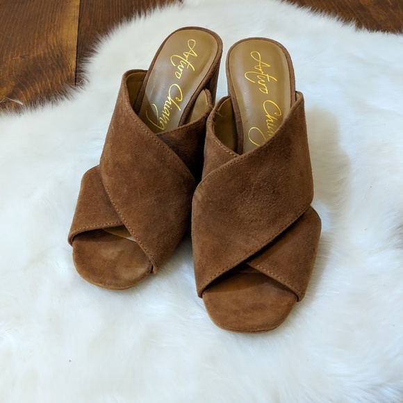 Arturo Chiang Shoes - Arturo Chiang • Camel Staced Sandal [Shoes]